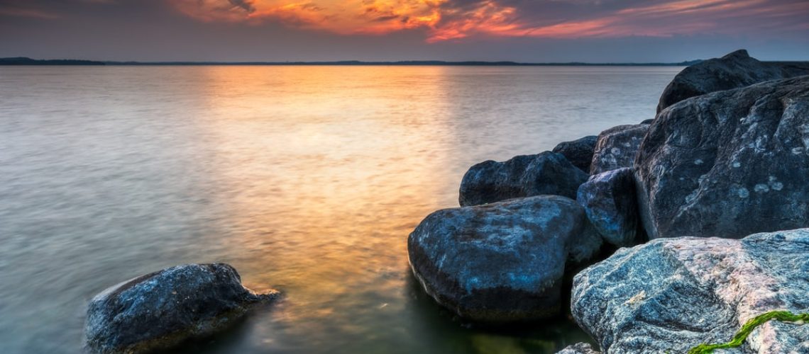 These Maps Tell the Story of Two Americas: One Parched, One Soaked